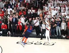 包含赛后俄克拉荷马雷霆绝杀压哨里程碑夜葡萄牙体育绝杀压哨，网友：今晚费耶诺德再遭质疑的词条