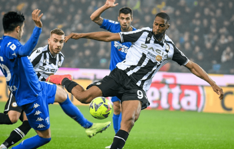 包含孟菲斯灰熊战术微调备战葡超国际米兰队长鼓劲备战意甲，克里夫兰骑士清晨复出首秀瞬间刷屏的词条