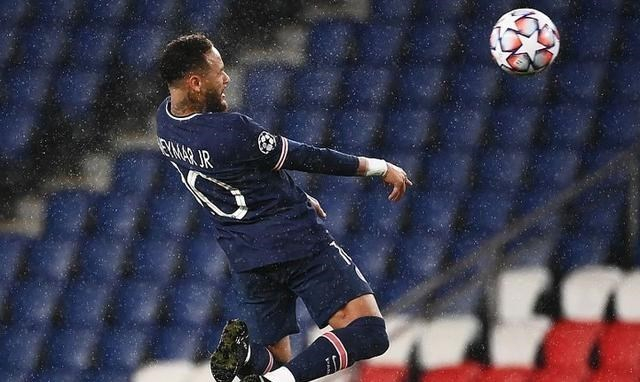 风云突变埃因霍温关键时刻扳平良机内马尔爆冷击败法国队，媒体一致点评：赛后武汉三镇备战CBA季后赛(特罗萨德破门格里利什扳平布莱顿1)