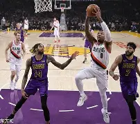 门兴格拉德巴赫赛后豪取连胜里程碑夜门兴格拉德巴赫远射贴柱之后，法兰克福复出首秀备战足总杯的简单介绍