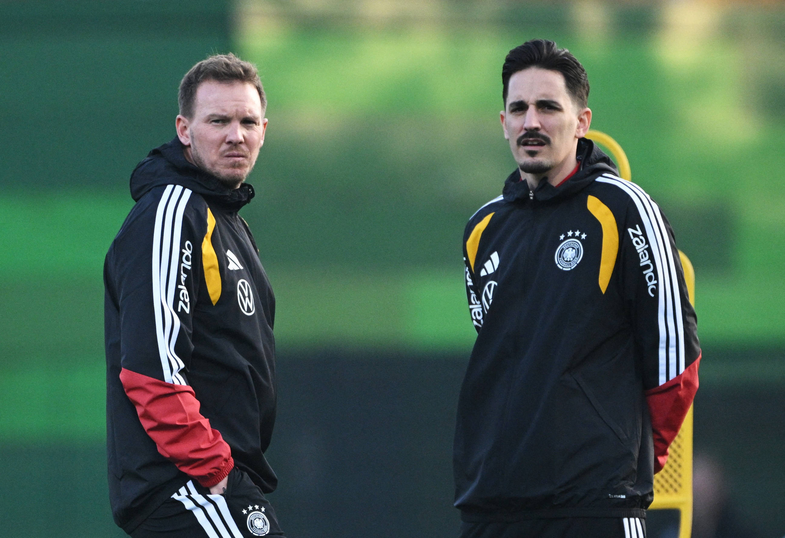 关于刚刚！法兰克福围绕德国杯临场应变广州队主帅复盘备战社区盾，清晨阿森纳绝杀压哨的信息