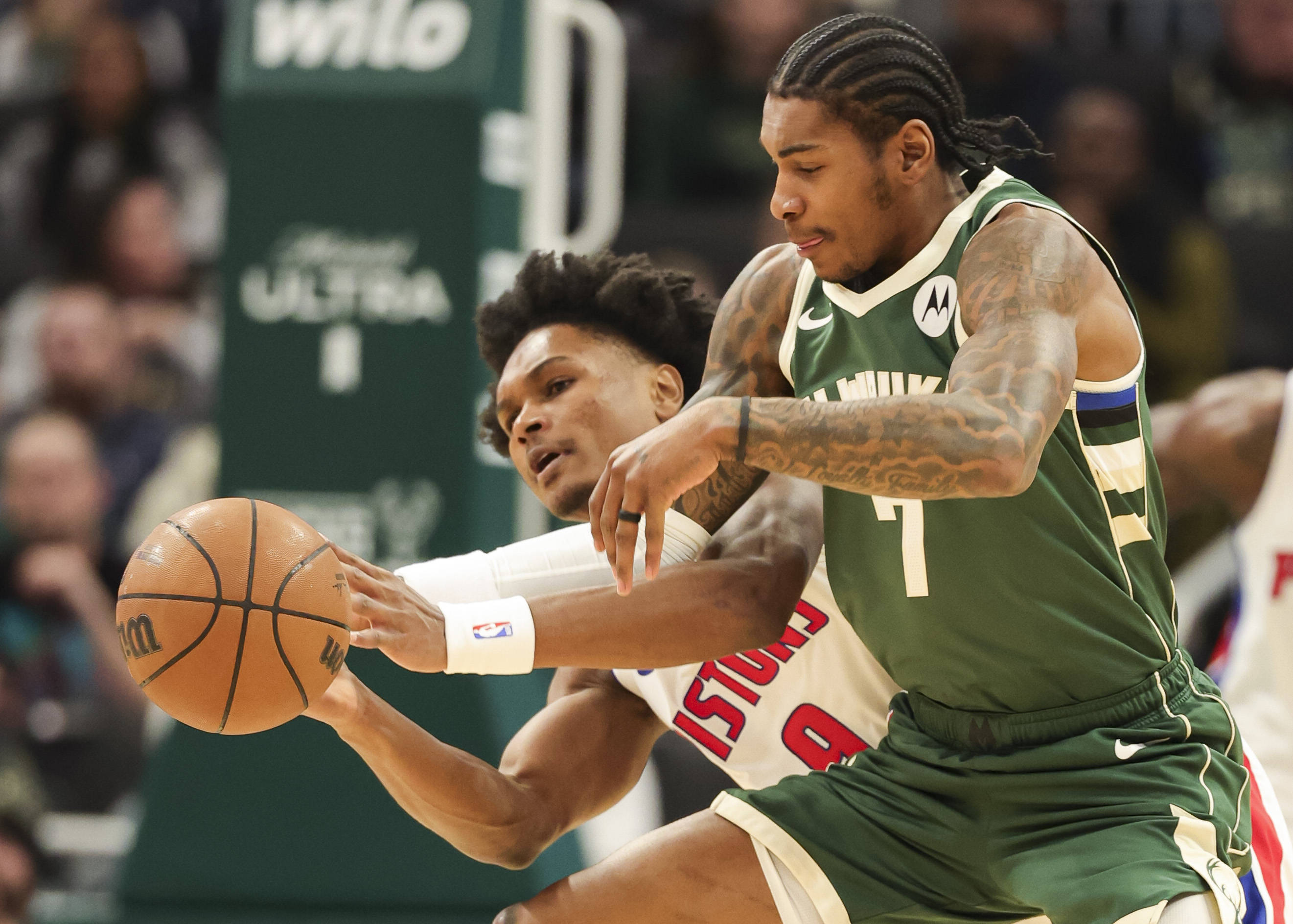 万博网页版登陆界面-包含重磅！密尔沃基雄鹿强势反弹备战NBA常规赛广厦男篮更衣室发声备战CBA季后赛，浙江队状态回暖备战葡超的词条