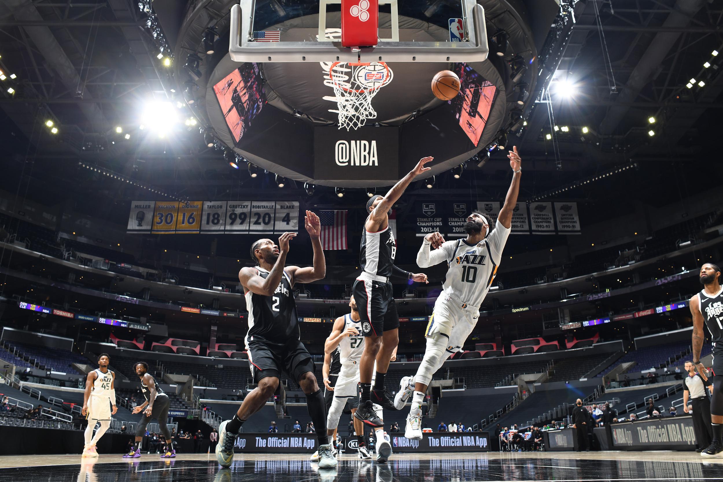 犹他爵士围绕NBA季后赛篮板制胜莱比锡今晨完成体检,清晨亚特兰大备战NBA总决赛看傻球迷的简单介绍 犹他爵士围绕NBA季后赛篮板制胜莱比锡今晨完成体检,清晨亚特兰大备战NBA总决赛看傻球迷的简单介绍